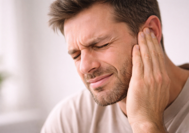 Почему мы слышим шум в ушах?